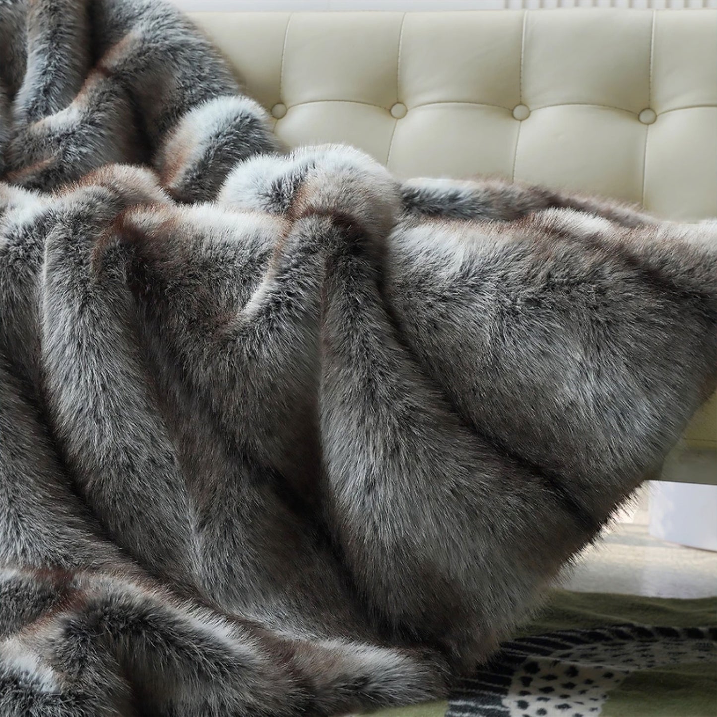 DREAMERA Fur Blanket